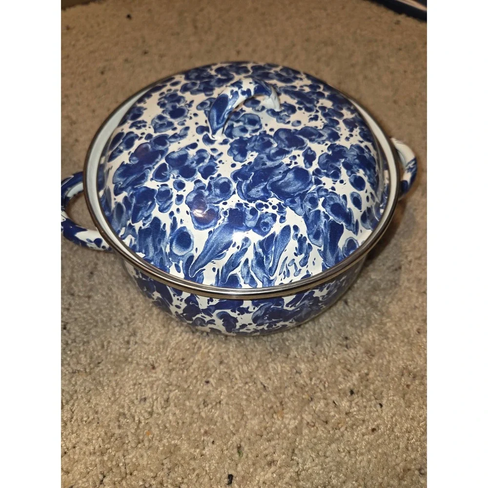 Golden Rabbit Cobalt Blue Swirl Enamelware Dutch Oven Splatterware Stock Pot Lid